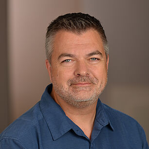 Adrian Jennings